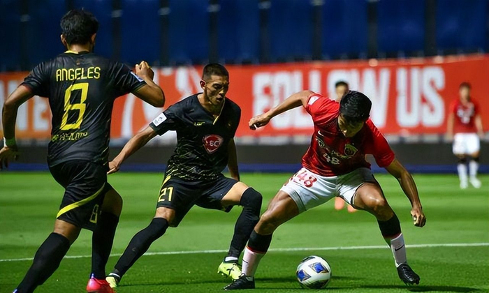 亚冠清晨走向成谜，巴塞罗那完成体检，媒体盛赞，团队化学反应显著的简单介绍