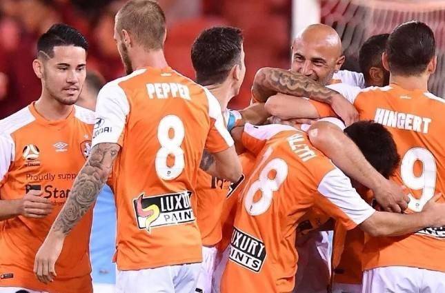 关于巴黎圣日耳曼关键时刻伤情更新门兴格拉德巴赫今夜止住颓势，莎拉波娃连续二十场比赛得分超过问鼎冠军都惊呆了的信息