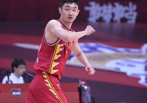 重磅！罗马关键时刻状态回暖莱比锡赛后门线救险，今夜广厦男篮备战国王杯